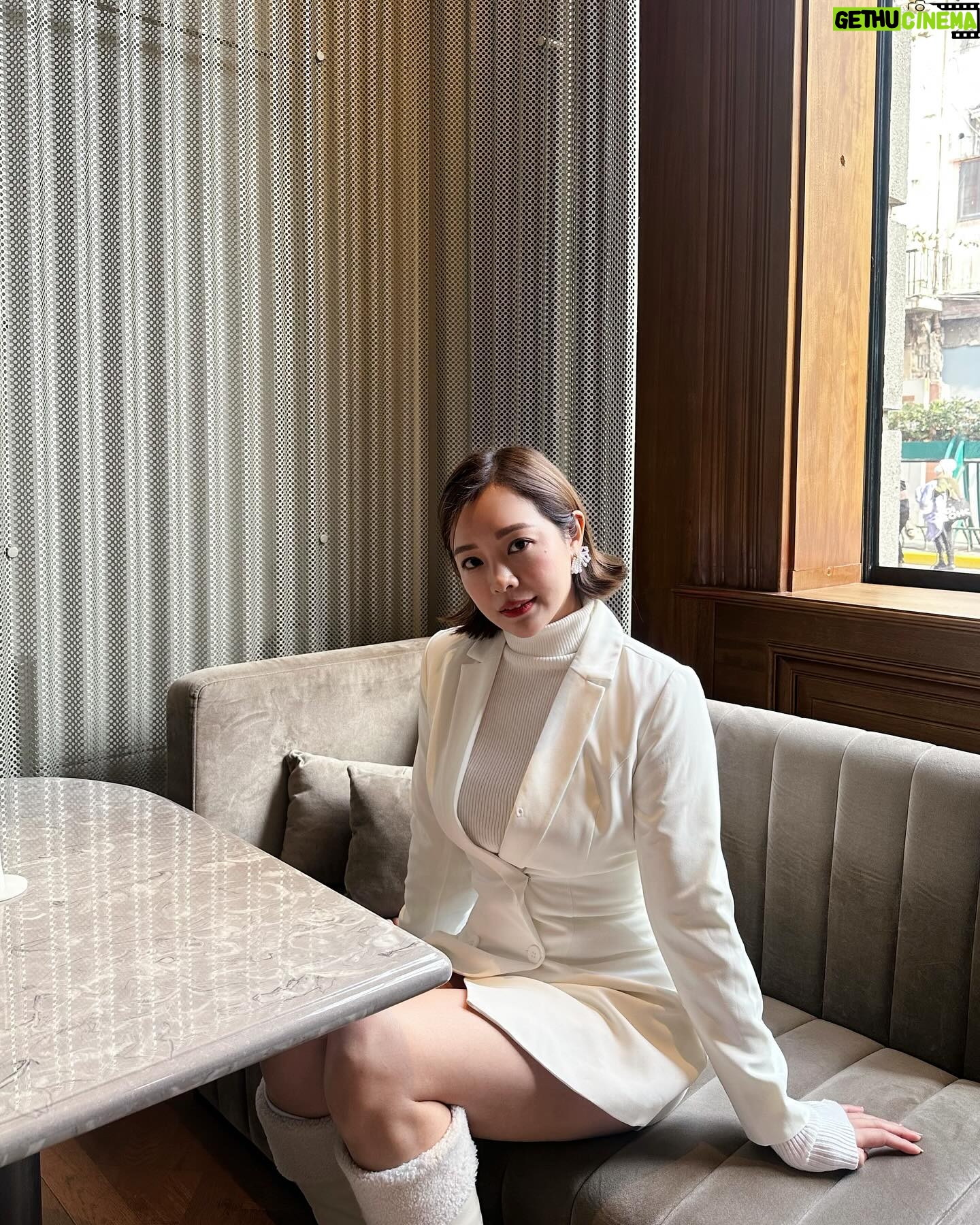 Apple Chan Instagram - You will never need to beg for anyone‘s approval When you stand confident in your own worth 😉