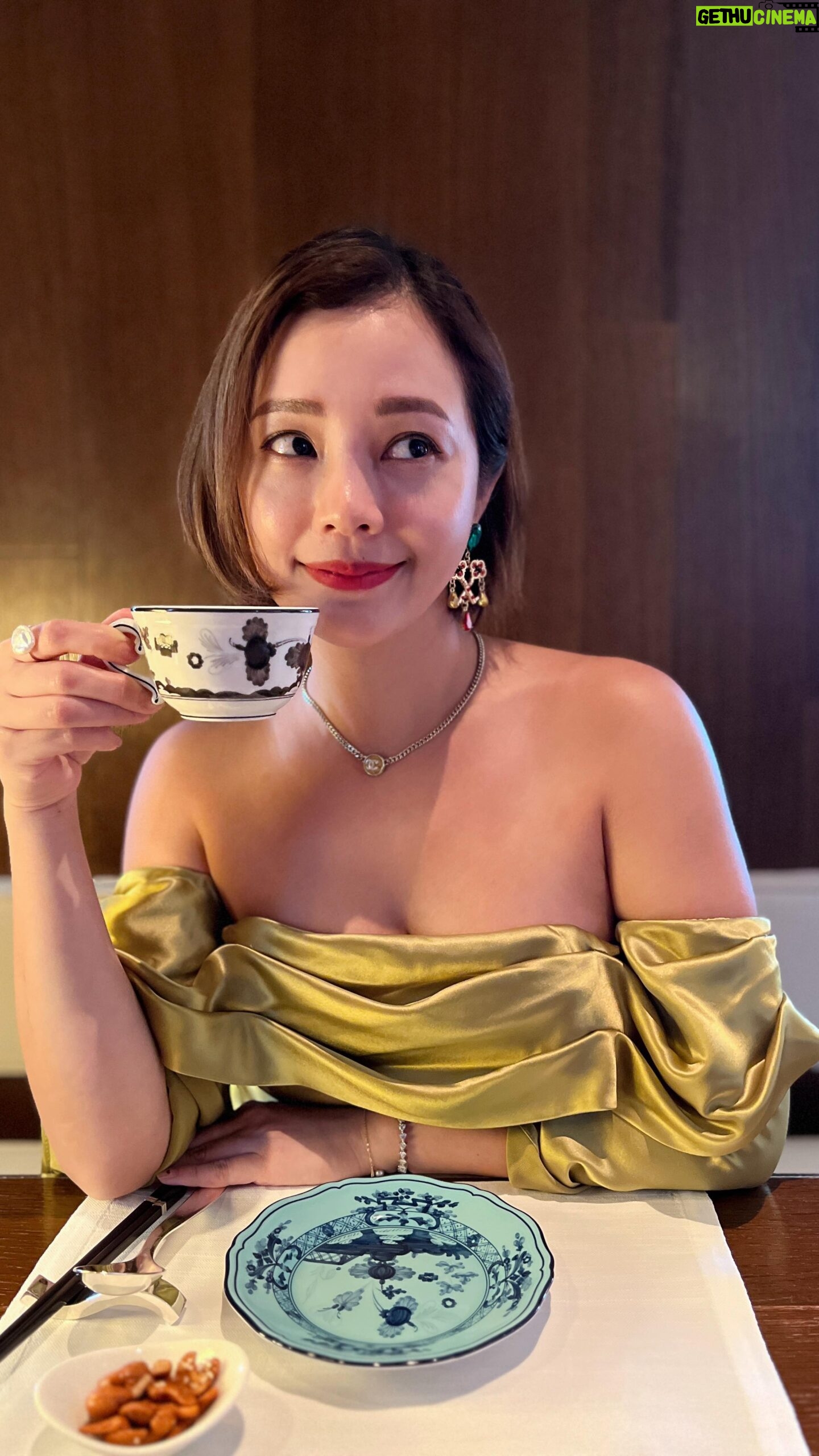 Apple Chan Instagram - Every girl deserves to be treated like a princess 👸 Happy Valentine’s Day! ❤️