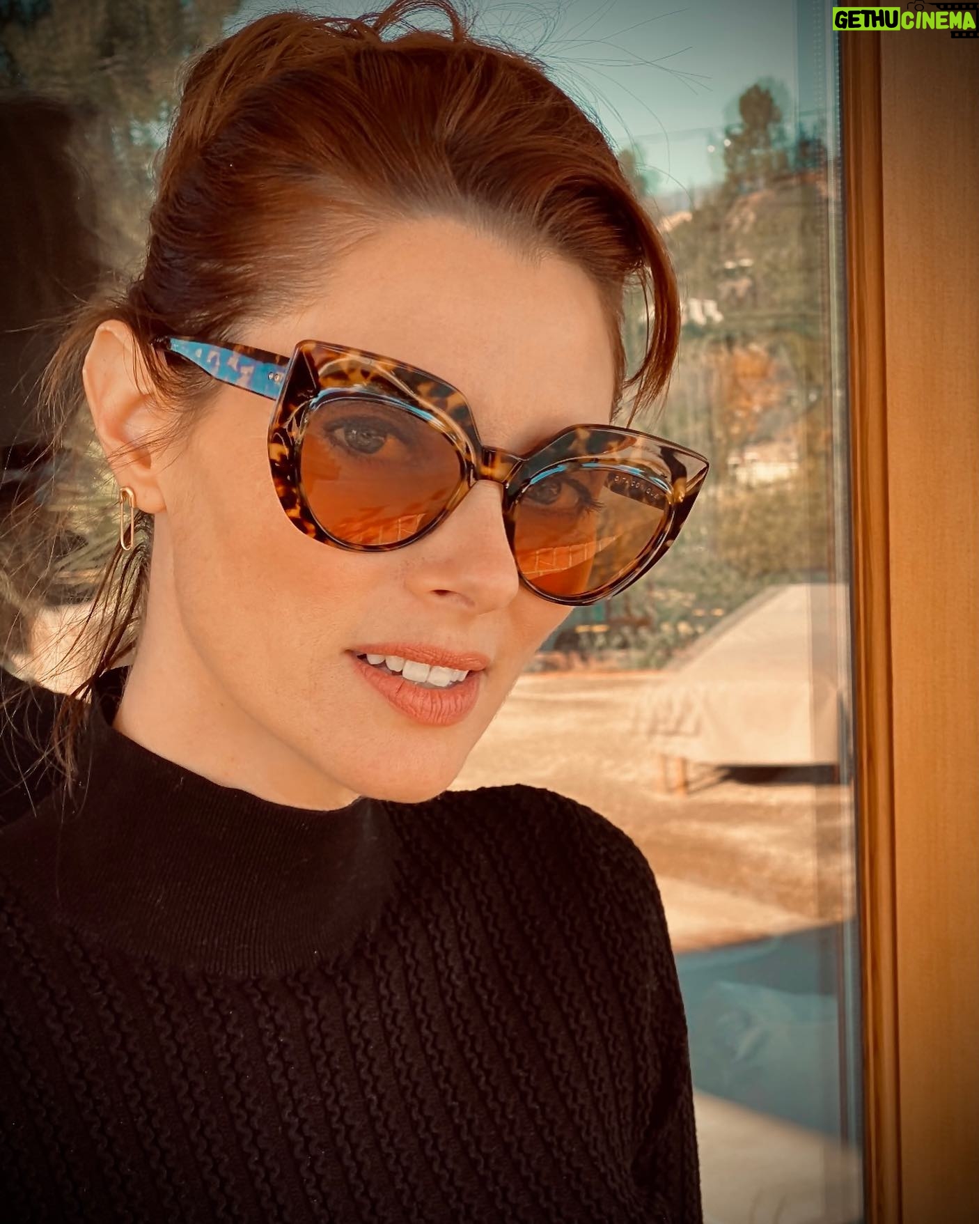 April Bowlby - 22.5K Likes - ☀️