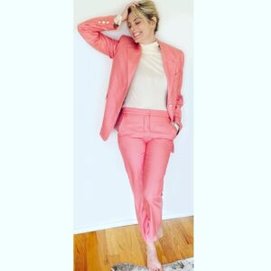 April Bowlby Instagram - she peeenk  #stjohn 💗