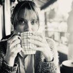 April Bowlby Instagram - Un café, s’il vous plaît. 📸 @matthewcookeofficial