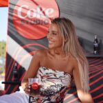 April Ivy Instagram - Vim com a @cocacolaportugal até ao Meo Sudoeste conhecer o Coke Studio✨ Aqui podem fazer a vossa própria música , descansar e aproveitar a melhor vista para os concertos ❤️ Venham conhecer o espaço #CokeStudio #RealMagic #Pub