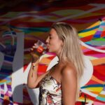 April Ivy Instagram - Vim com a @cocacolaportugal até ao Meo Sudoeste conhecer o Coke Studio✨ Aqui podem fazer a vossa própria música , descansar e aproveitar a melhor vista para os concertos ❤️ Venham conhecer o espaço #CokeStudio #RealMagic #Pub