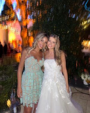 April Ivy Instagram - And they lived happily ever after❤️