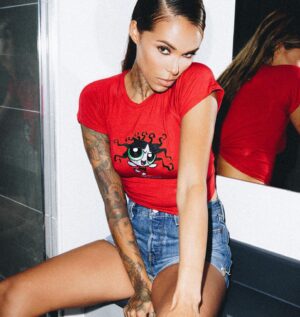 Arabella Drummond Instagram - Wet hair, Don’t care ☔️❤️ Pic by 📸 @lewisdarling