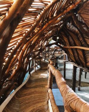 Arabella Drummond Instagram - Stunning interior at IK Lab art gallery @azuliktulum 🌴 #iklab #tulum #azuliktulum #interiordesign #ecofriendly