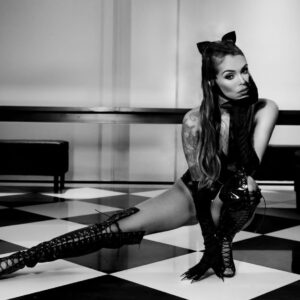 Arabella Drummond Instagram - This time last year before a show in Vietnam 🇻🇳 ❤️ 
Missing my incredible tour buddies and really appreciating all of the amazing venues and countries we got to perform in...until next year 🤞

Happy Halloween everyone 🎃👻

📸 by @baron_of_juxtaconcept 💕