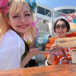 Arakawa Instagram - 沖縄国際映画祭🩷 ありがとうございました💖😍😭💖😭💖💖💖💖 鬼の弾丸www 仕事と思い出詰め込みまくりの一泊でしたwww🌺🙂‍↕️ 兎さん、ナダルさん、はる、紅しょうがさんと 飲ませてもらった飲み会が 忘れられない。爆笑爆笑爆笑　 おもろすぎた 紅しょうがさんとご飯も食べさせてもらった🥹🪽💖 紅しょうがさんのことがもっと大好きになった日です❤️😭 あの2人面白すぎるし、カッコ良すぎる、もーめちゃくちゃです💖💖💖💖💖💖💖😝😝😝 ずっと幸せでいてねー💖💖💖💖💖💖💖 #弾丸すぎた って打とうとしたら #の欄に #弾丸すぎたけど楽しかった のタグめちゃくちゃ出てきたｗｗｗｗｗｗ みんなもどっかで弾丸で遊んでたんやと思ったらめちゃ笑ける（笑） 弾丸って思い出詰め込みまくるからどっと疲れるけど、楽しいょね ｗｗｗｗｗｗｗｗｗｗｗｗｗｗｗｗｗｗｗｗｗｗｗｗｗｗｗｗ