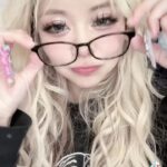 Arakawa Instagram - すみません‼️‼️‼️言うの遅くなりました‼️‼️‼️‼️ 私めっちゃメガネ似合います😅✌️💖💖💖💖💖💖💖💖わら 今日も頑張りましょう🧚☀️✨✨✨ #ありがたいことが多い毎日です😭😭😭😭😭😭😭💖💖💖 #感謝の日々を噛み締めながら爆走させて頂きたいとおもってます🙇‍♀️🙇‍♀️ よろみちお兄さんです🫰💖💖💖💖 みんな、tiktokのプリンセス？みたいなフィルターめっちゃ盛れるで😭😭😭😭わたしこの顔以外自分じゃないと思ってるから😭😭😭😭😭😭😭😭わらわら