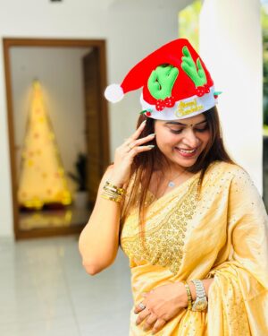 Arathy Sojan Instagram - Merry X mas 🎄🥂
@t0m______________ ❤️