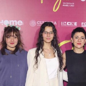 Arcelia Ramírez Instagram - Les comparto llena de orgullo y entusiasmo que a partir de este fin de semana esta disponible en los cines “TRIGAL” 🌾 la primera película que protagoniza mi hija Emilia Berjon dirigida por @anabelcaso! 

No se pierdan esta delicada historia sobre el despertar sexual de dos adolescentes. 
El cine se ve en el cine!!!
