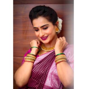 Archana Ananth Instagram - ❤️It's OK to be a lil obsessed with jewellery❤️
.
.
.
.
PC:- @_y_o_g_e_s_h_r_ 
#obsessed #jewelry #loveyourself