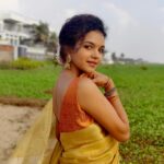 Archana Kumar Instagram - 🧡✨ Blouse from @swakalp_readymade_blouses