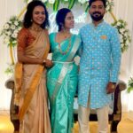 Archana Kumar Instagram - To all the bride and groom during their photoshoot Unga kudumbam motham pakathulaye dhan irukom over over🤭😂 . . . @juju_2205_ @pream_kalaiyarasi #archu #archana #archanakumaar #archusreels #juju #bestfriendskalyanam #reels #reelsinstagram #reelitfeelit