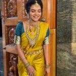 Archana Kumar Instagram - Clearing drafts:)) . . . Accessories from my favourite @littlefingers_bridal_jewellery
