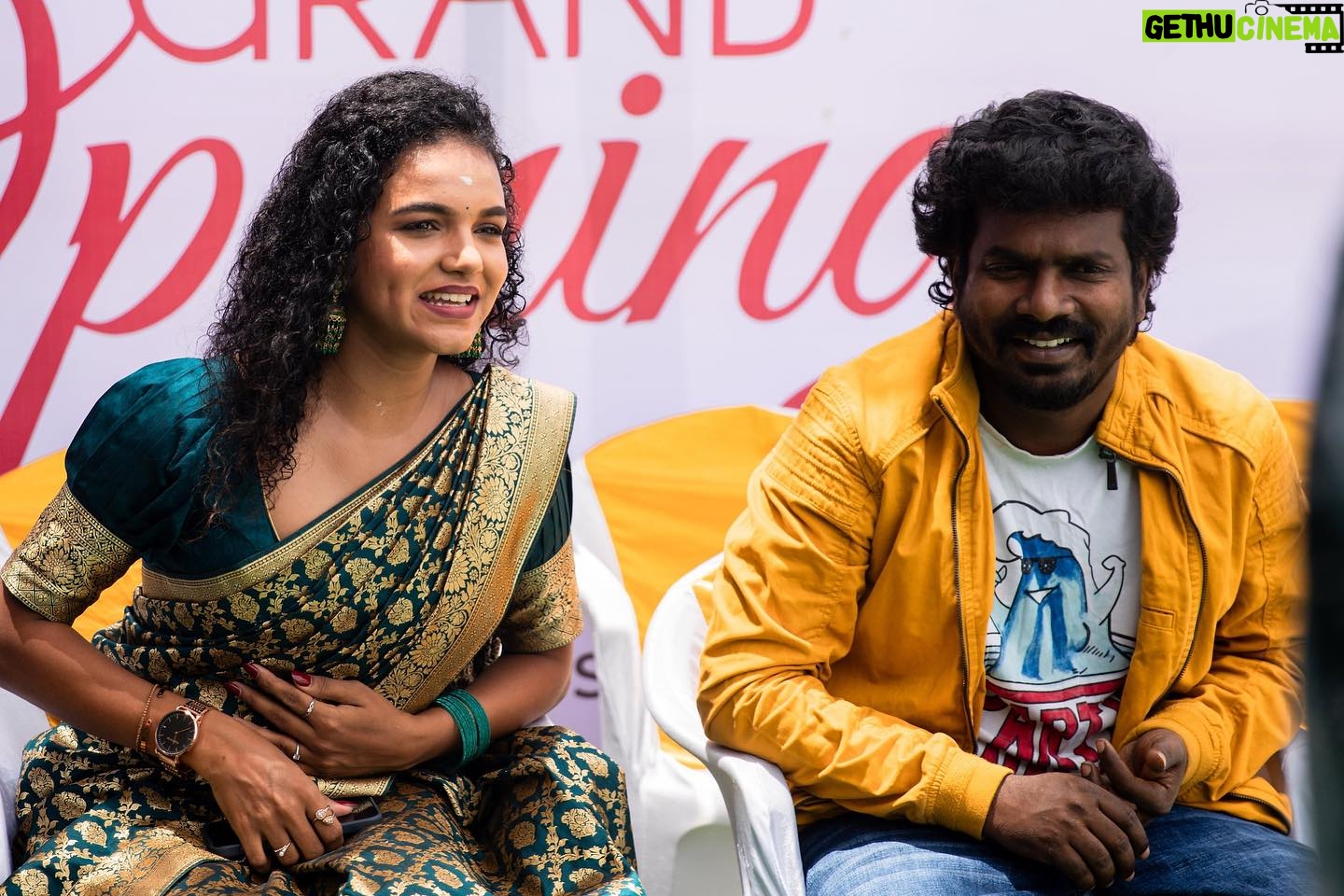 Archana Kumar Instagram - A glimpse from the grand launch of “Ayngaran Housing and Properties “ Thindal,Erode. . . . @pranikadhakshu @thangadurai_actor @vinothkpy @rajaveluvijaytv @abhilashyaswin @sparkling_entertainments