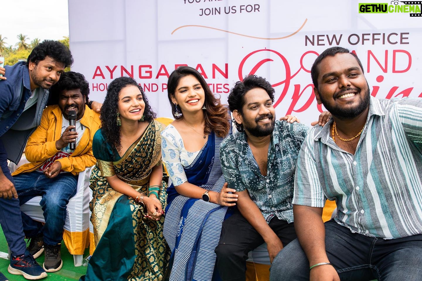 Archana Kumar Instagram - A glimpse from the grand launch of “Ayngaran Housing and Properties “ Thindal,Erode. . . . @pranikadhakshu @thangadurai_actor @vinothkpy @rajaveluvijaytv @abhilashyaswin @sparkling_entertainments