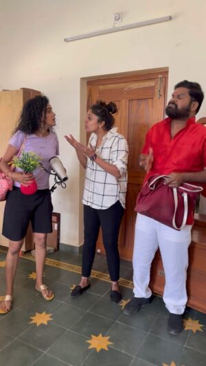 Archana Kumar Instagram - Labourers needed
Dismissed these two already🤦🏻‍♀️

#abinaya #abinayasathishkumar #abimaster #archana #archanakumaar #yogi #minoryogi #reels #reelsinstagram #vadivelcomedy #vadivelureels #funny #funnyvideos