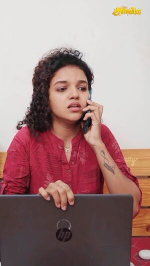 Archana Kumar Instagram - Tag your teammates and tell them “Macha uruttadha da dei”🤭🤣
.
.
.
#archu #archusreels #workfromhome #wfhlife #itemployees #itemployeeslife #archana #archanakumaar #araathi #araathiarchana #workfromhomesodhanaigal #reelsinstagram #reelitfeelit