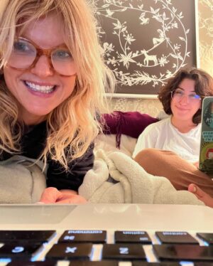 Arden Myrin Instagram - HAPPY BIRTHDAY TO THE WIND BENEATH MY WINGS! Dr. Hannah Montana Arienna Tanna Roseanna Roseanna Danna Mittens Meow-rin Hossnieh Levine! I love you Dr. Banana! @sellinghossnieh