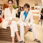 Areeya Pholphutrakul Instagram - SHU X THE MANNERS collection ที่สุดของความทรงเกียรติ และทรงคุณค่า ที่ The Manners Sisters ราชนิกุลแห่งสหราชอาณาจักรอังกฤษ ได้ถ่ายทอดรสนิยมระดับ Royal สไตล์อังกฤษแท้จริง ผ่านงานดีไซน์รองเท้าร่วมกับ @shu.global #SHUxTheManners #everydayluxSHUry #SHU