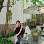 Areeya Pholphutrakul Instagram – 🌸🐔