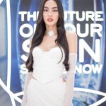 Areeya Pholphutrakul Instagram - LANCÔME BEAUTY TECH & BEYOND อีเว้นท์สุดยิ่งใหญ่แห่งปี จัดเต็มความพิเศษ “5 Beyond” ให้ทุกคนได้ร่วมสนุกกับการค้นหาคำตอบของผิว ผ่านเทคโนโลยีและนวัตกรรมความงามระดับโลกของลังโคม ⚪ Beyond the power of youth: ฟื้นคืนพลังความอ่อนเยาว์ให้กลับมาอีกครั้ง ใครว่าเป็นไปไม่ได้! ด้วยผลิตภัณฑ์ลดเลือนริ้วรอยและกระชับผิวใหม่ RÉNERGIE H.P.N. 300-PEPTIDE CREAM ⚪ Beyond personalized service: เช็ค - วิเคราะห์ - รู้ลึก ผิวของคุณในปัจจุบันและอนาคตอีก 15 ปี! ⚪ Beyond your eyes: สายคอนเทนต์ต้องเช็กอินกับห้องถ่ายรูป 360 Immersive room! ⚪ Beyond happiness: ลงทะเบียนร่วมงานและทำกิจกรรมครบตามเงื่อนไข รับฟรีของขวัญจากลังโคม 12 ชิ้น!! ⚪ Beyond expectation: ศิลปินและนักแสดงชื่อดัง ร่วมสร้างความพิเศษ พร้อมโปรโมชั่นพิเศษที่ห้ามพลาด 📍21 ก.ค. 66 – 30 ก.ค. 66 ที่ลานพาร์ค เท่านั้น @Lancomethailand #LancomeThailand #LancomeBeyondEvent​ #LancomeBeautyTech​