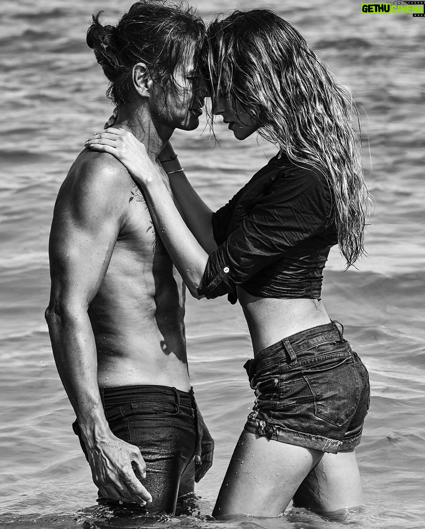 Ariadna Romero - 5.8K Likes - Pedí un deseo, y llegaste tu ❤️
@juliojrofficial te amo!
•
•
•
Ph: @jesuscorderophoto