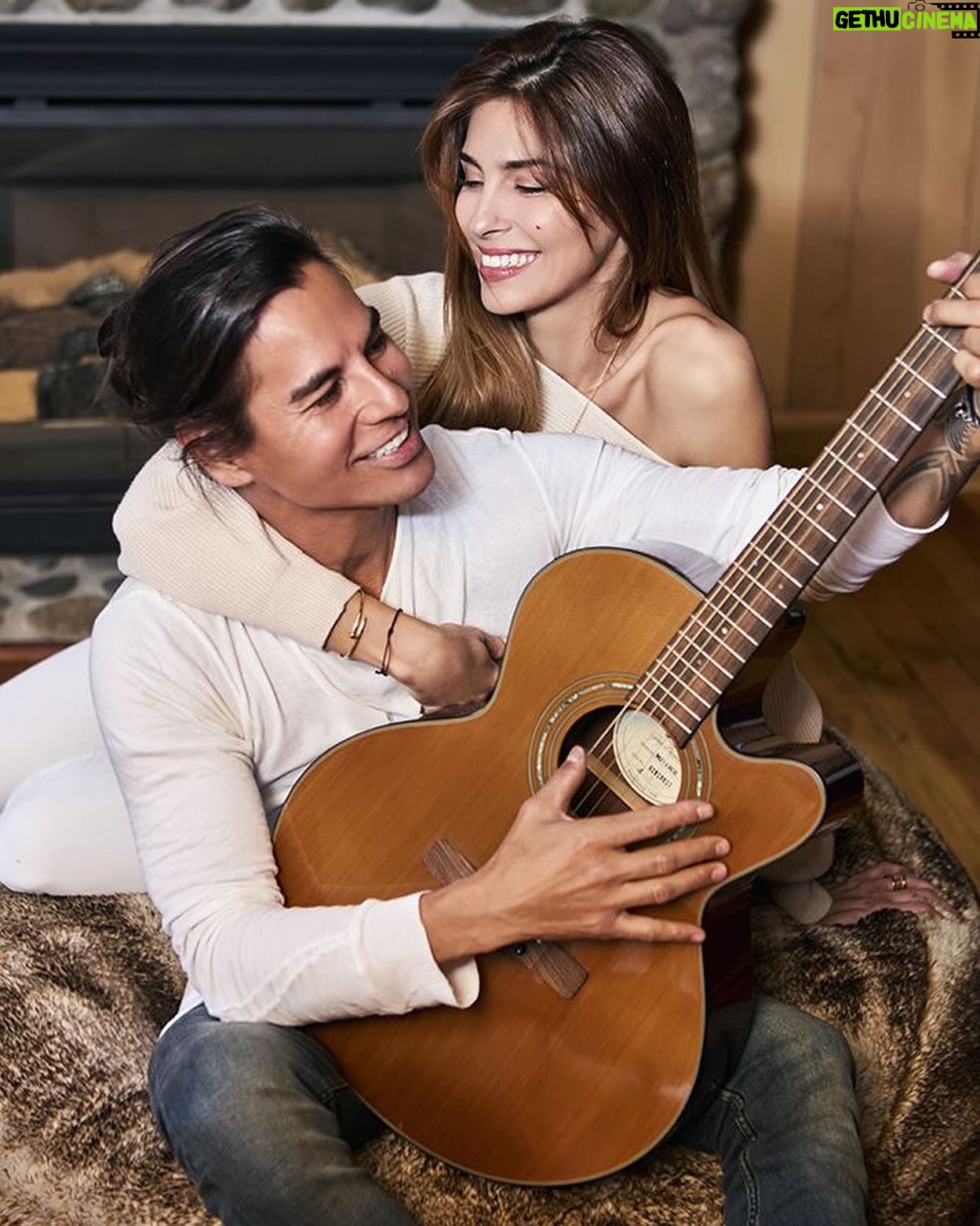Ariadna Romero - 5.7K Likes - Ya un año juntos! Te amo bb 🥰 @juliojrofficial
.
.
.
Ph: @jesuscorderophoto 🙏❤️