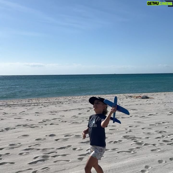 Ariadna Romero - 5.7K Likes - 🐬🐚🦀