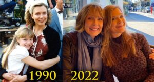 Ariana Richards Instagram - All-round Superstar, @goldenglobes winner, and life-long friend, @susieblakely 

I first met Susie on the set of the 1990 movie, The Incident, and we've been friends ever since. Where does the time go?? Love you, Susie!!
•
•
•
•
#arianarichards
#susieblakely
#susanblakely 
#artist
#jurassicworld
#jurassicpark 
#goldenglobes
