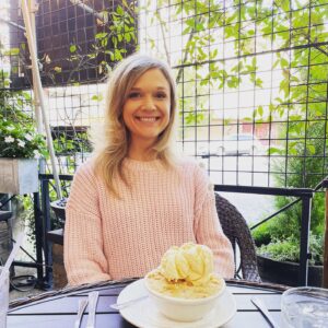 Ariana Richards Instagram - Thank you all so much for the birthday wishes! And thank you @amblin - I did take it easy this weekend--hence the delayed post. Another year down :-)

I hope you're all staying safe!

- Love, Ariana