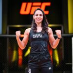 Ariane Lipski Instagram - 💰I just posted my predictions for today's UFC 🤑 YUSUFF vs BARBOZA Check it out on my @onlyfans profile 👸🏻