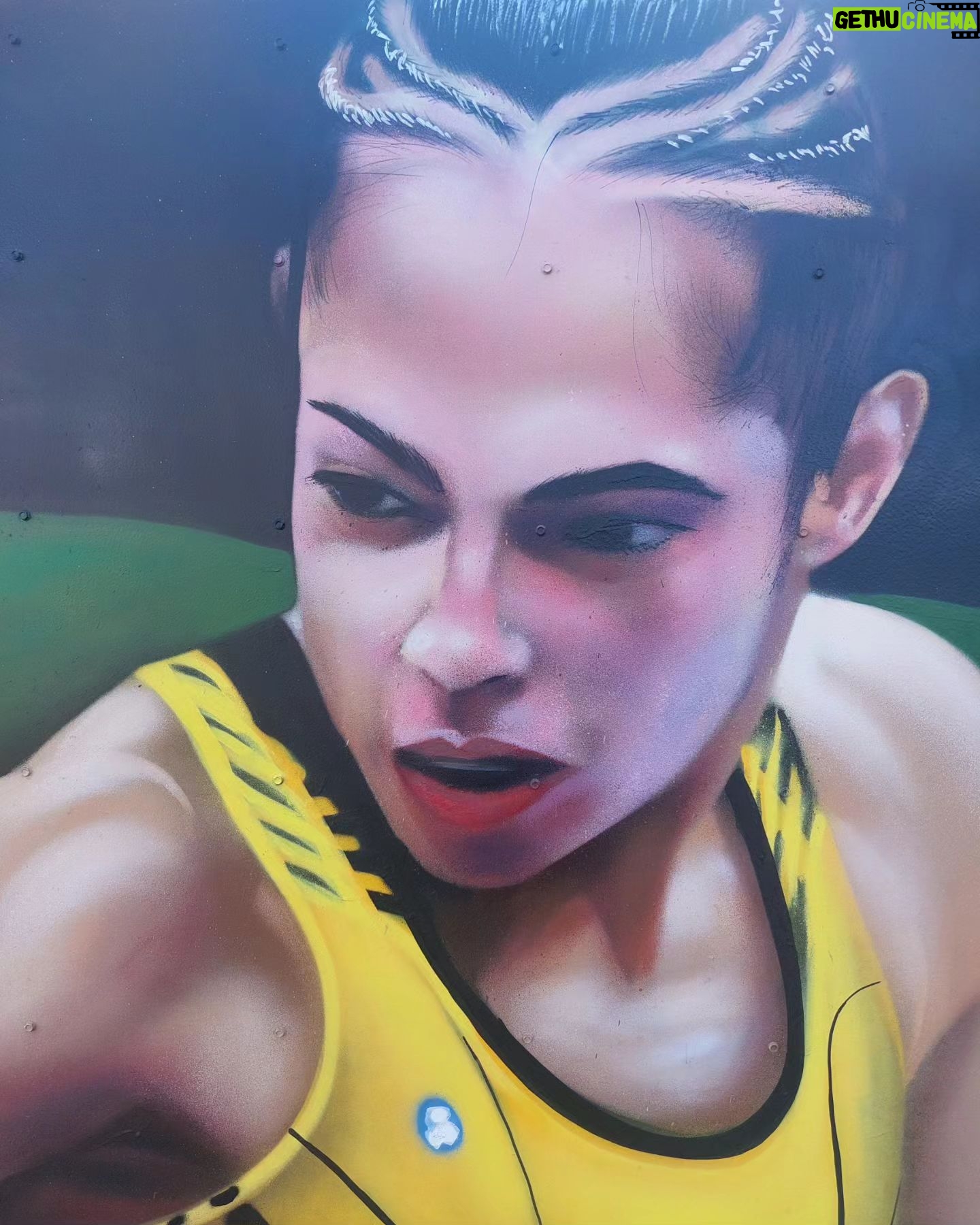 Ariane Lipski Instagram - Arte feita na @rasthaioficial em homenagem a lutadora do UFC @arianelipski de Curitiba. . . . . . #ufcbrasil #ufc #ufccuritiba #mma #muaythaigirls #muaythai #muaythailife #bjj #bjjblackbelt #bjjgirls