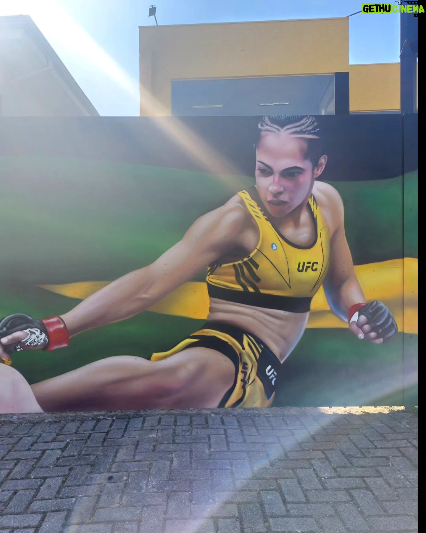 Ariane Lipski Instagram - Arte feita na @rasthaioficial em homenagem a lutadora do UFC @arianelipski de Curitiba. . . . . . #ufcbrasil #ufc #ufccuritiba #mma #muaythaigirls #muaythai #muaythailife #bjj #bjjblackbelt #bjjgirls