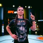 Ariane Lipski Instagram - TIME DE CAMPEÕES 🏆 @arianelipski 👸🏻 Queen of Violence Já tem compromisso marcado no octógono do @ufc 📆1 de Julho . #Rasthai #queenofviolence #arianelipski #WarLipski #ufc #mma #wmma