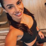 Ariane Lipski Instagram - Today I’ll be live on OnlyFans answering some questions that you guys have for me about fight and my lifestyle, I’ll be in a very special place and I hope you guys join me over there at 3:30 pm Florida Time. See you there 😉 @onlyfans