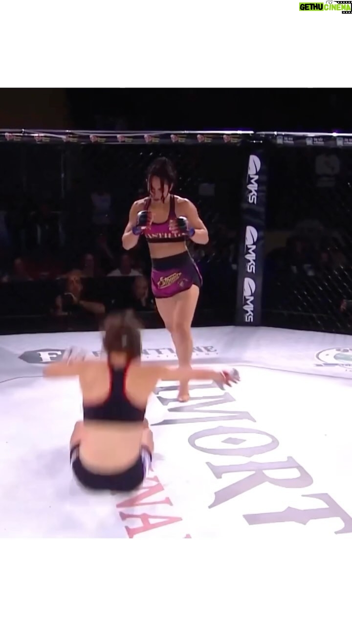 Ariane Lipski - 17.5K Likes - π βQueen of Violenceβ @ArianeLipski returns to the Octagon this Saturday night in Vegas at UFC 296 πΊπΈ
π₯ Imortal FC TV / YouTube