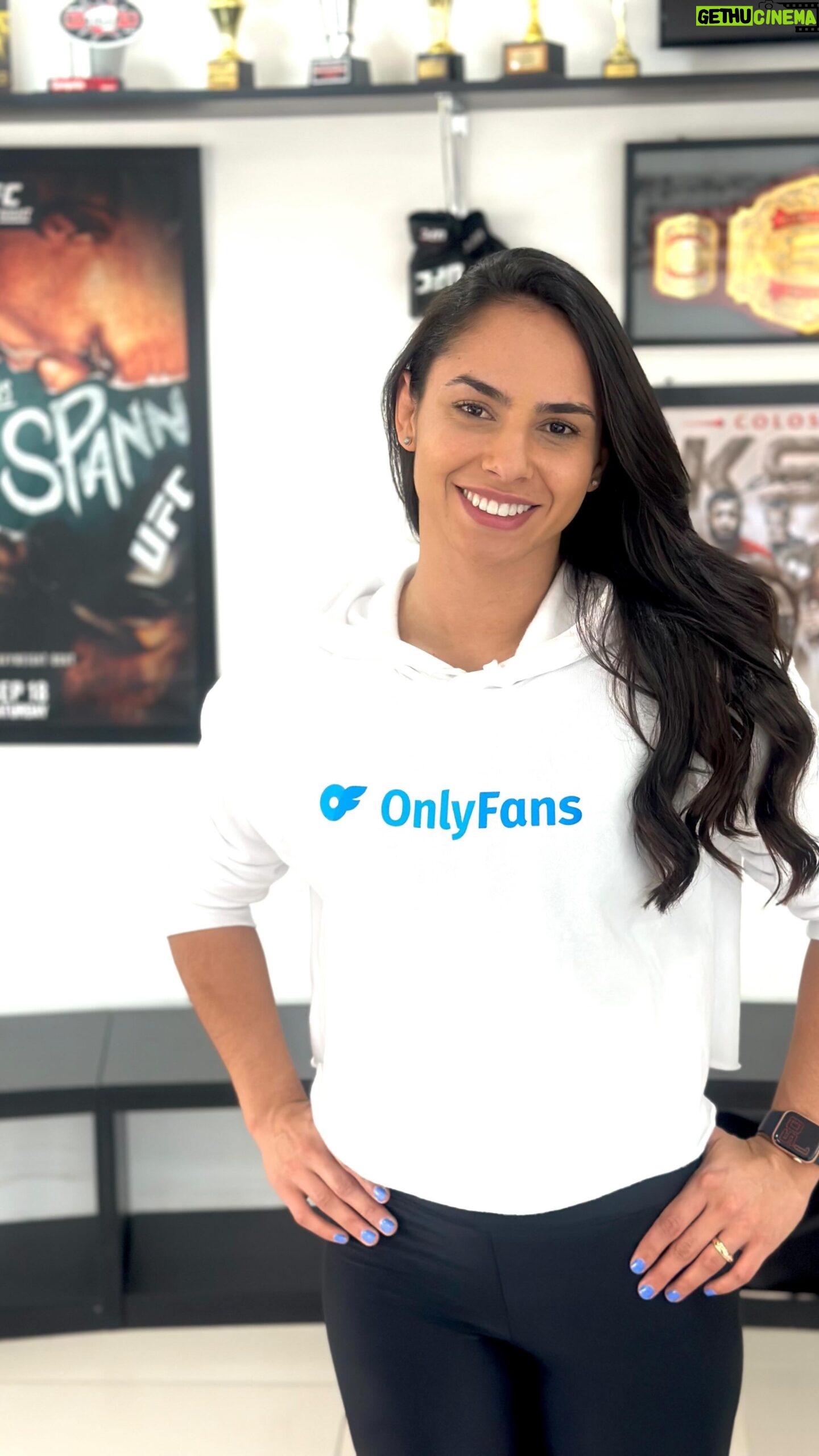 Ariane Lipski - 12.9K Likes - @onlyfans π£
Fala galera!! Eu tenho uma novidade pra vocΓͺs!
Agora eu faΓ§o parte do ONLYFANS!
Isso quer dizer que vocΓͺs terΓ£o conteΓΊdos exclusivos, como vΓdeos e lives dos meus treinos, dicas de treino e dieta, vΓ£o poder acompanhar como funciona meu corte de peso e os bastidores da semana da luta, vou mostrar um pouco mais de como Γ© meu dia a dia, momentos de lazer, alΓ©m de responder msgs enviadas pelos fΓ£s de todas as partes do mundo! π
EntΓ£o entra na minha bio, clica no link e se inscreve!
Espero vocΓͺs lΓ‘ π