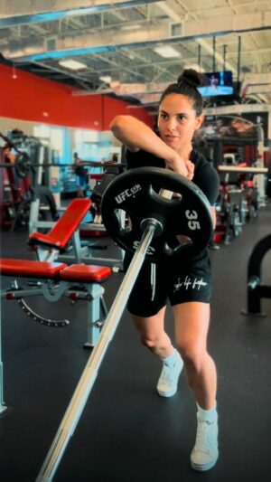 Ariane Lipski Instagram - COUNTDOWN IS ON 🔥 #UFC296 
@bgperform_🏋🏻