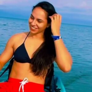 Ariane Lipski Instagram - So, do you think I did well my first time kayaking? 🛶 Vídeo completo em meu @onlyfans 🤩 📲 Link in my highlights.