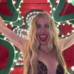 Arielle Raycene Instagram - And just like that it was Christmas time🎄