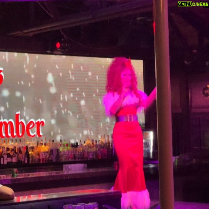 Arielle Raycene Instagram - It was the Christmas in September toy drive last night @theabbeyweho / wearing @ledair.official π€Άπ