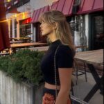 Arielle Reitsma Instagram - 🤍 Cross earrings by @jaxxon