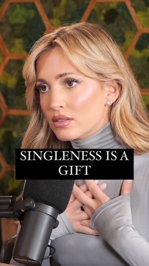 Arielle Reitsma Instagram - “But seek first the kingdom of God and his righteousness, and all these things will be added to you.” Matthew 6:33

#girlsgonebible
new episode on YouTube, Spotify & Apple Podcasts