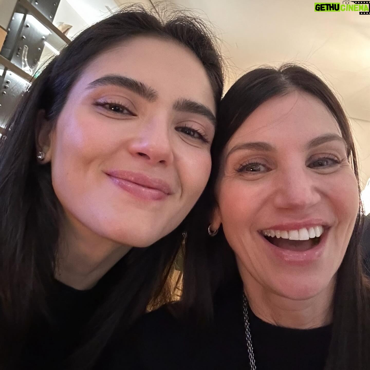 Arienne Mandi Instagram - @rikkidalesafchik you are one in a milly. To say I’m grateful for you is just too simple. You do it ALL with so much love, patience and lots of cookies for literally everyone…A real life superhero. So proud of you in all the ways ❤️ here’s to a new chapter. Love you @rikkidalemanagement @tarynkelly7