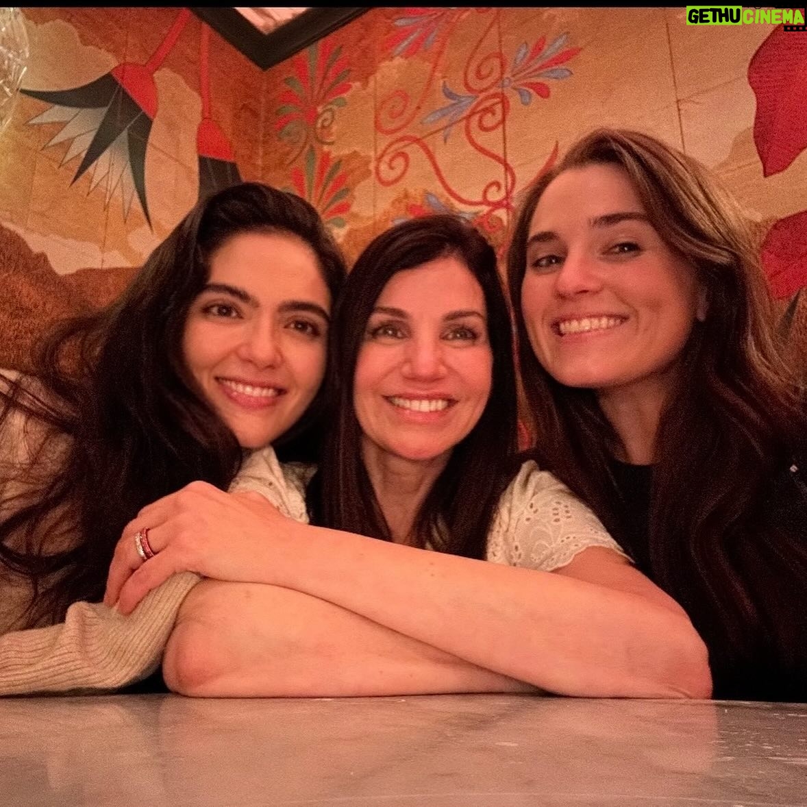 Arienne Mandi Instagram - @rikkidalesafchik you are one in a milly. To say I’m grateful for you is just too simple. You do it ALL with so much love, patience and lots of cookies for literally everyone…A real life superhero. So proud of you in all the ways ❤️ here’s to a new chapter. Love you @rikkidalemanagement @tarynkelly7