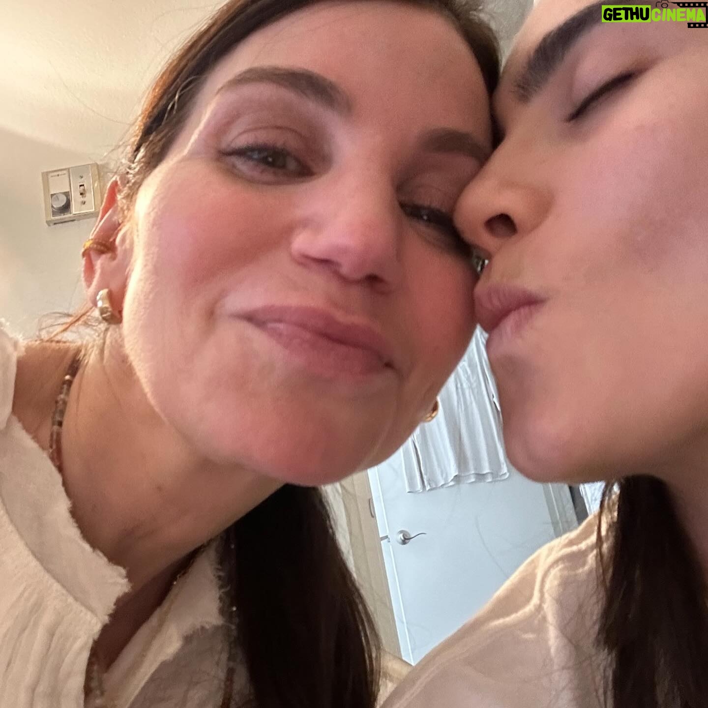 Arienne Mandi Instagram - @rikkidalesafchik you are one in a milly. To say I’m grateful for you is just too simple. You do it ALL with so much love, patience and lots of cookies for literally everyone…A real life superhero. So proud of you in all the ways ❤️ here’s to a new chapter. Love you @rikkidalemanagement @tarynkelly7