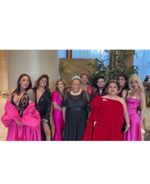 Arisce Wanzer Instagram - Had a beautiful night w/ my @flux_ahf family @hrclosangeles gala🩷 
Fun fact: the Barbie pink group color was NOT planned! Doll hive mind 💞