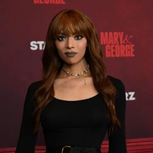 Arisce Wanzer Instagram - Had an amazing time at the US premiere of  #maryandgeorge @starz 
Premieres April 5⚜️

📸 @theloungebooth 
Bonus pic by @johnheinous at the end💘👑